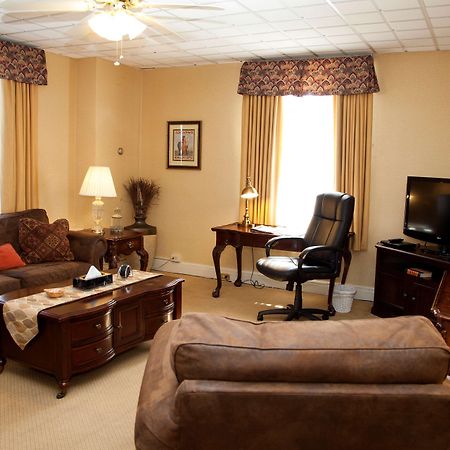 Best Western Plus Sidney Lodge Bagian luar foto