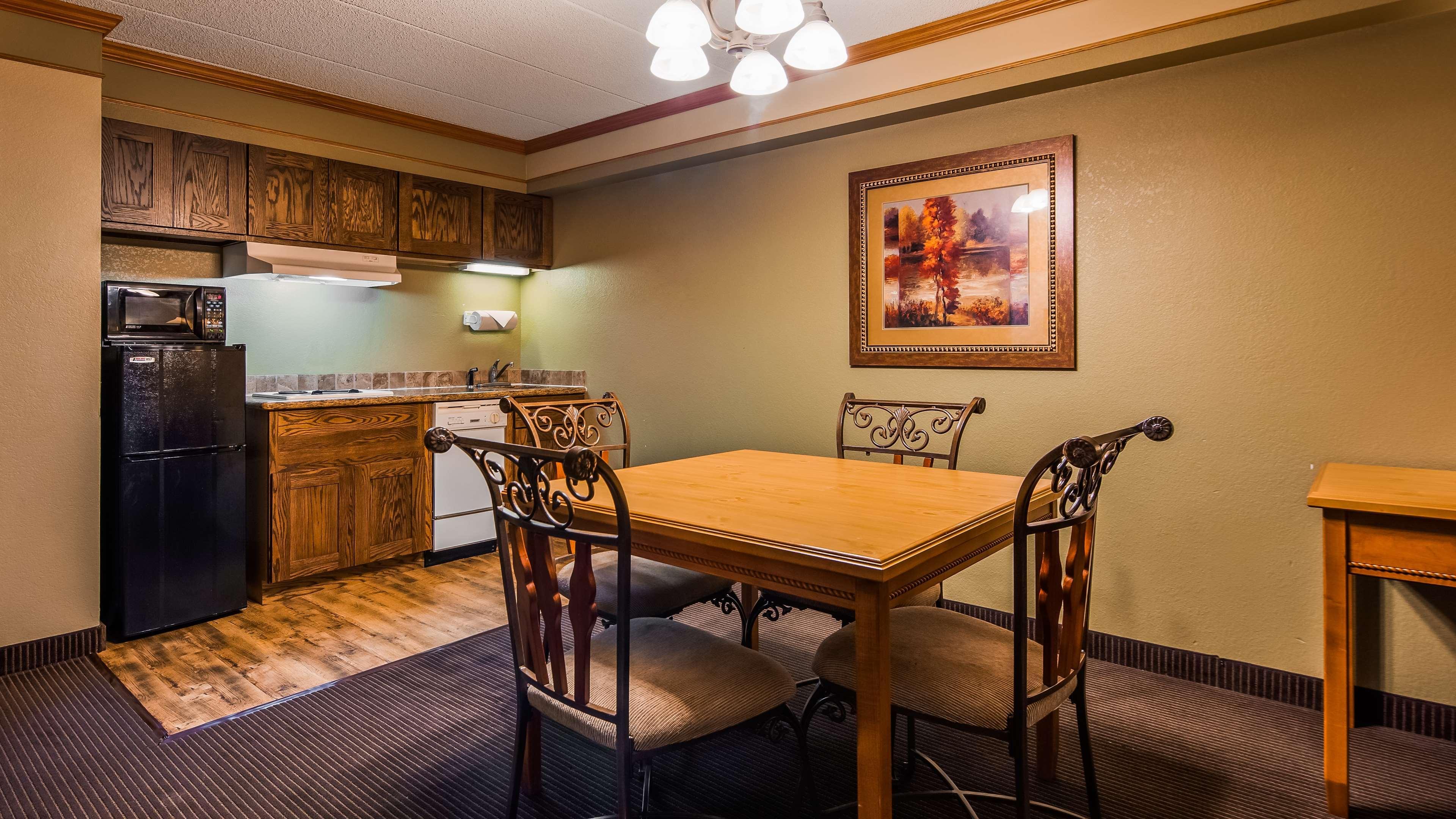 Best Western Plus Sidney Lodge Bagian luar foto