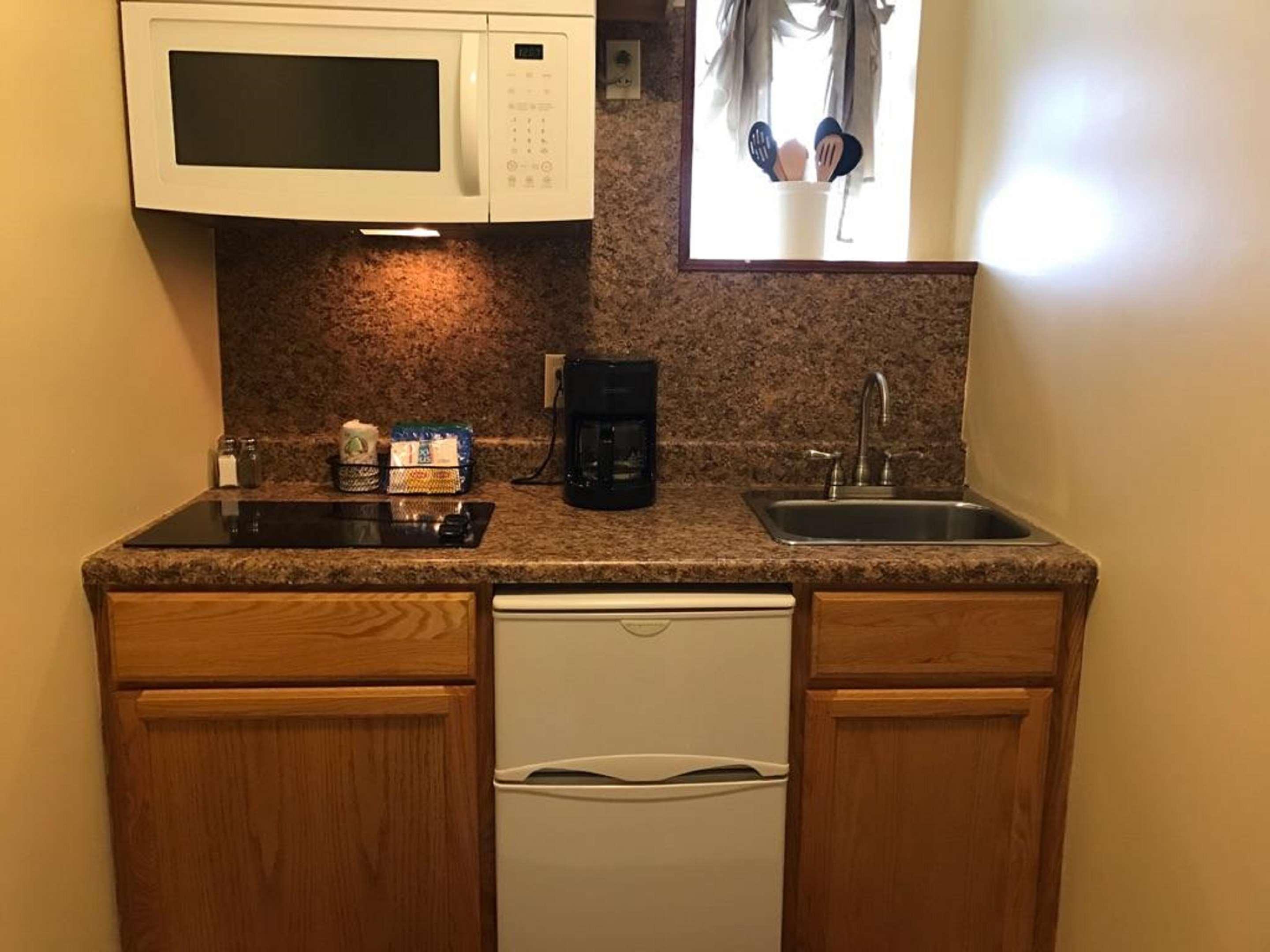 Best Western Plus Sidney Lodge Bagian luar foto