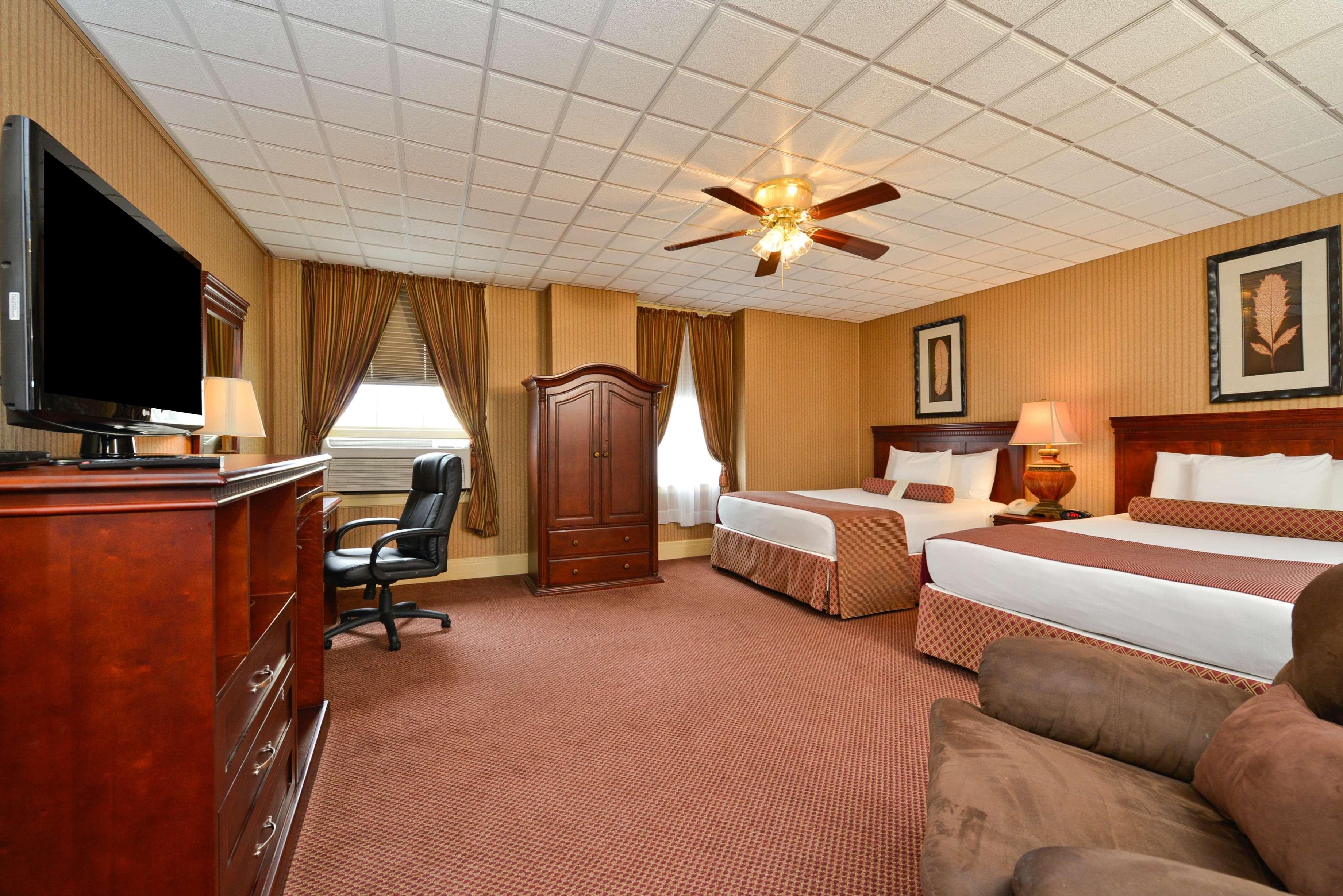 Best Western Plus Sidney Lodge Bagian luar foto