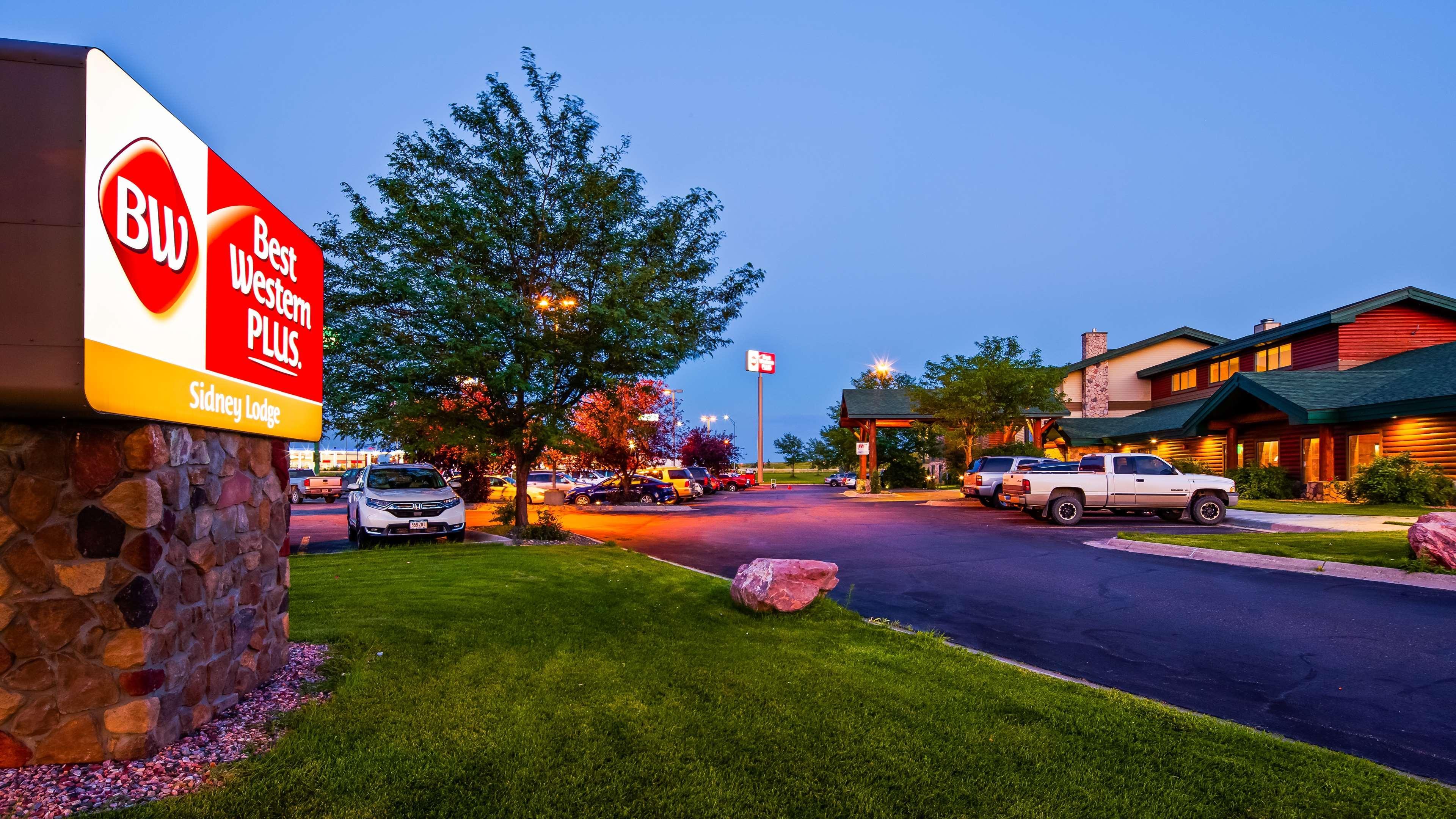 Best Western Plus Sidney Lodge Bagian luar foto