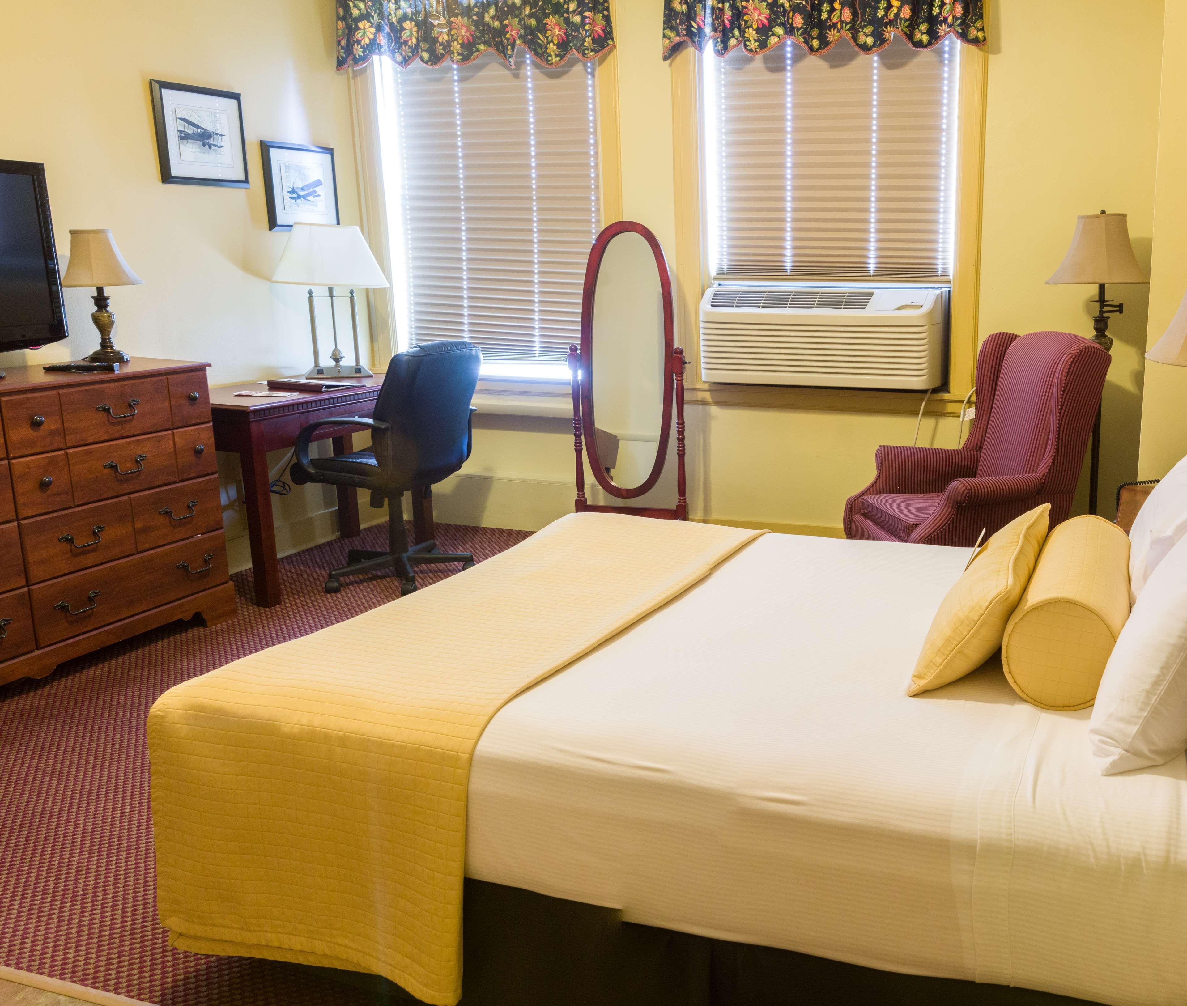 Best Western Plus Sidney Lodge Bagian luar foto