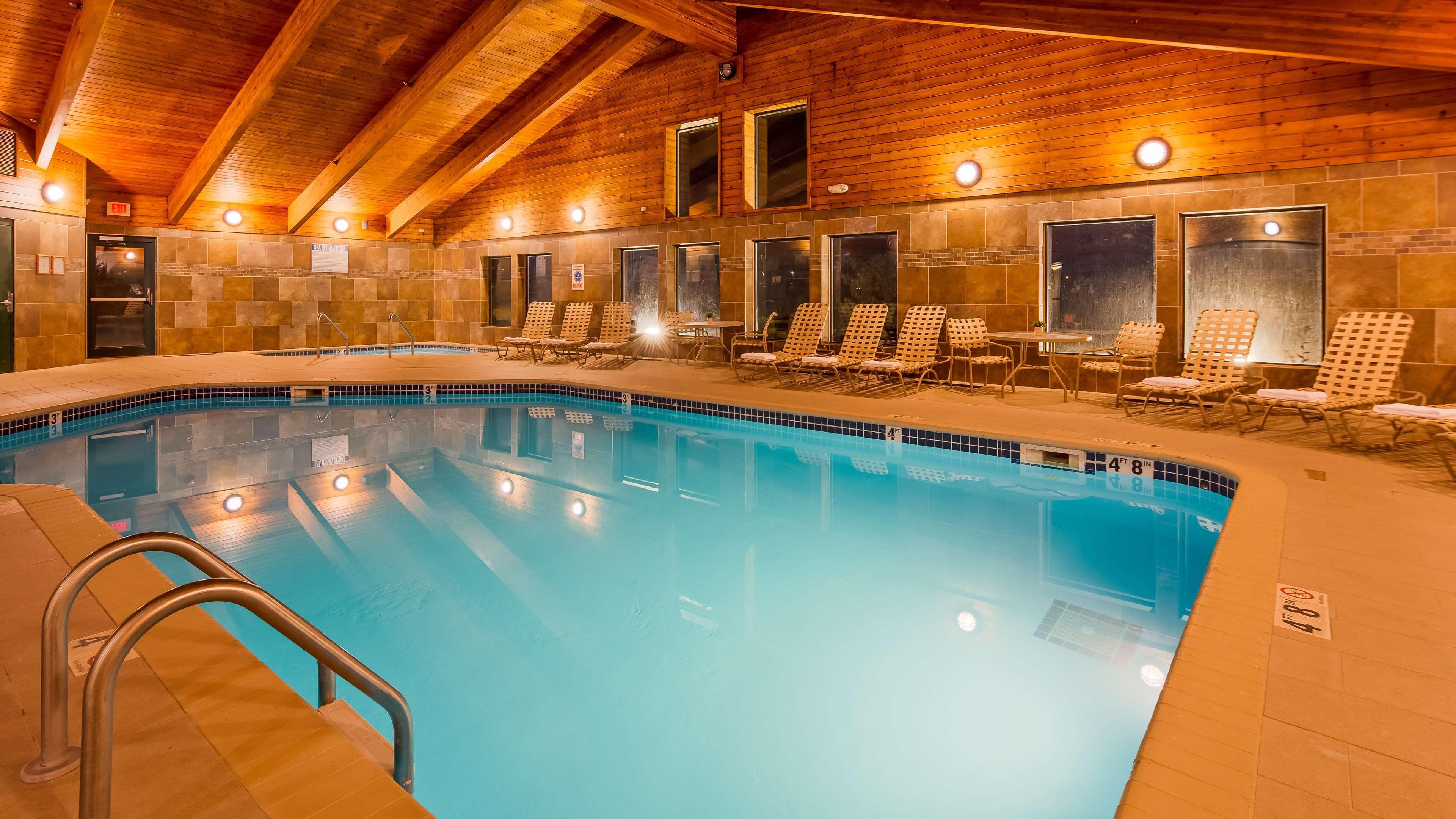 Best Western Plus Sidney Lodge Bagian luar foto