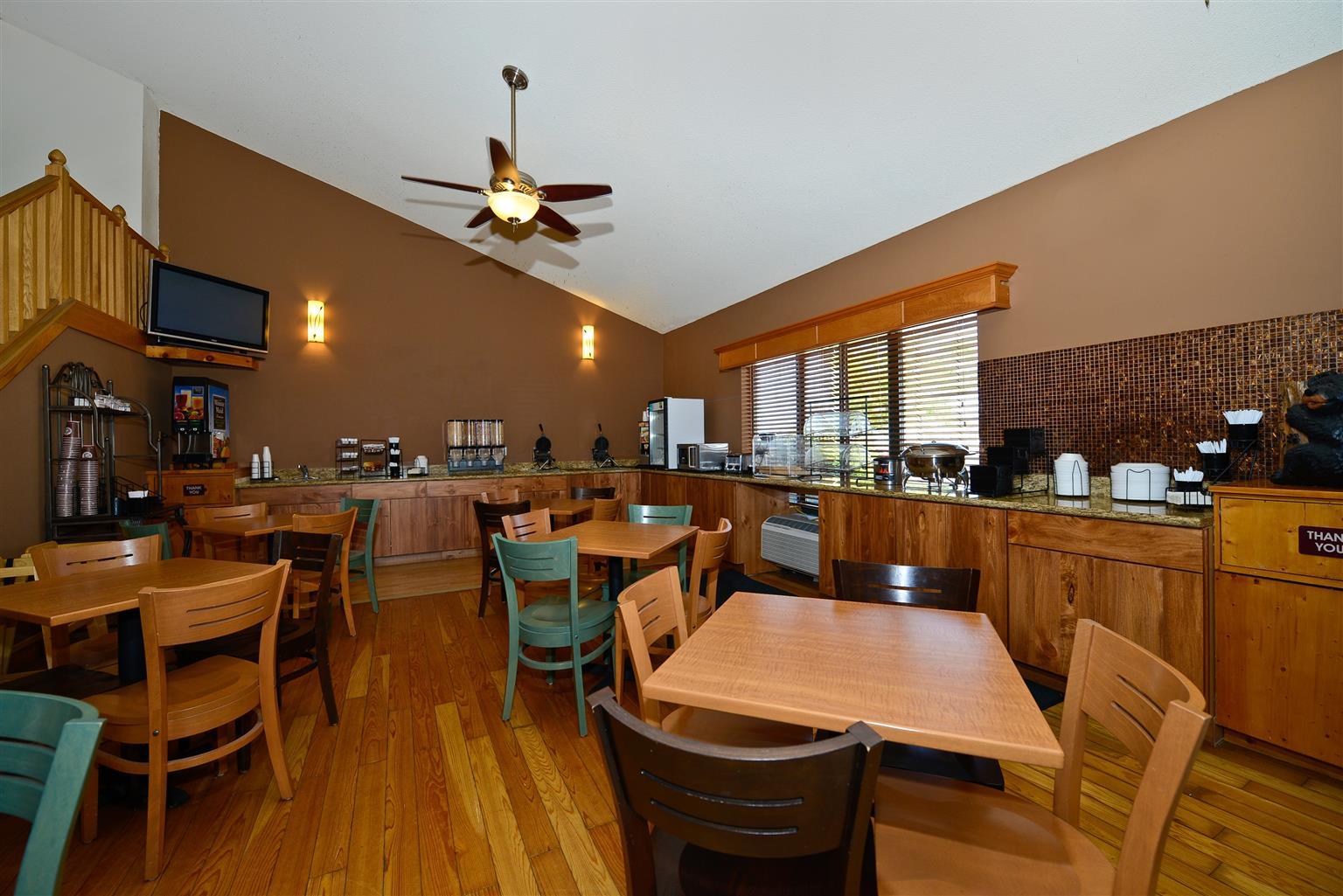 Best Western Plus Sidney Lodge Bagian luar foto